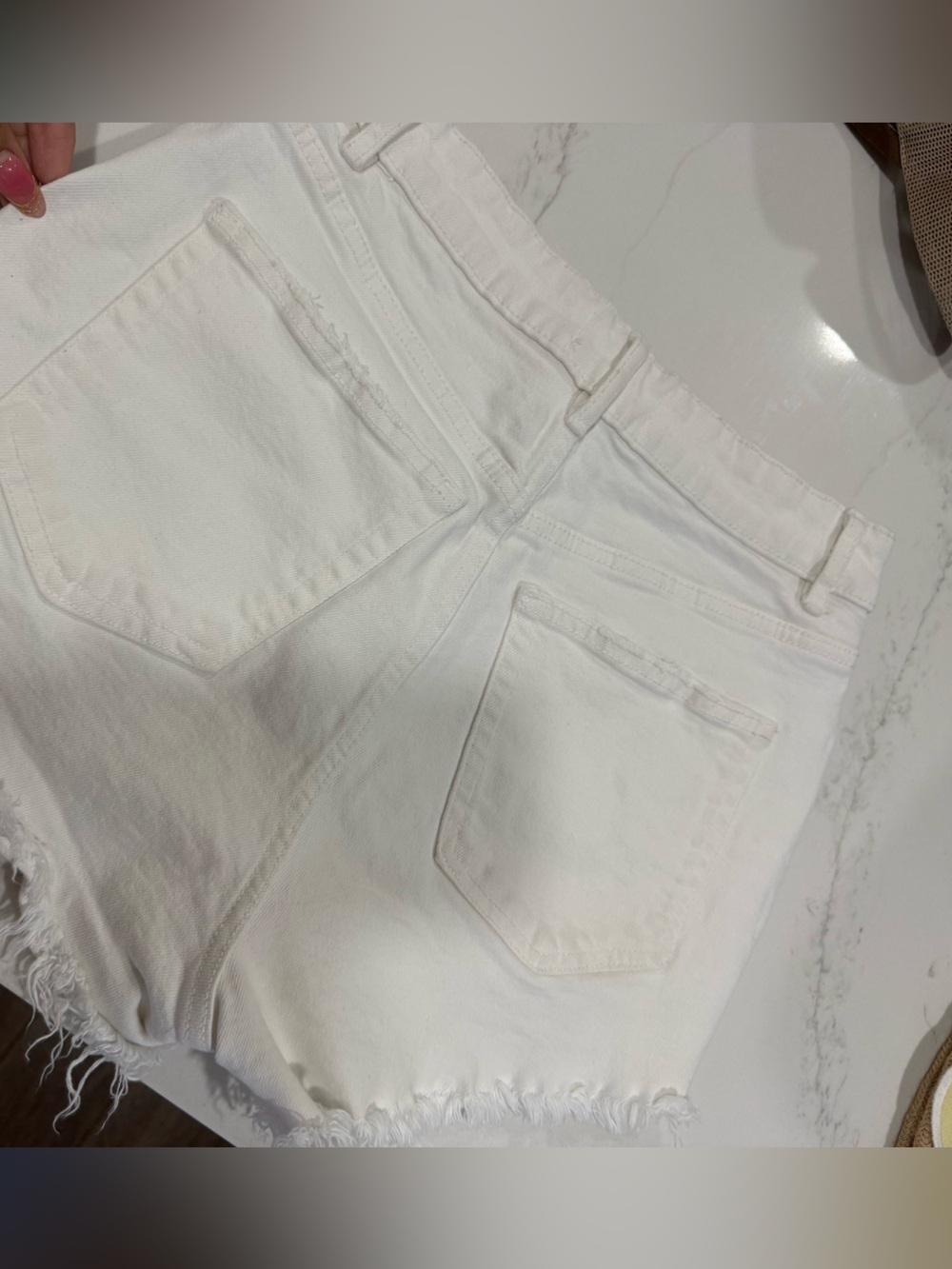 Zara White Distressed Denim Jean Shorts - Picture 3 of 3
